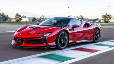 Ferrari SF90 XX Stradale – Pictures | Evo